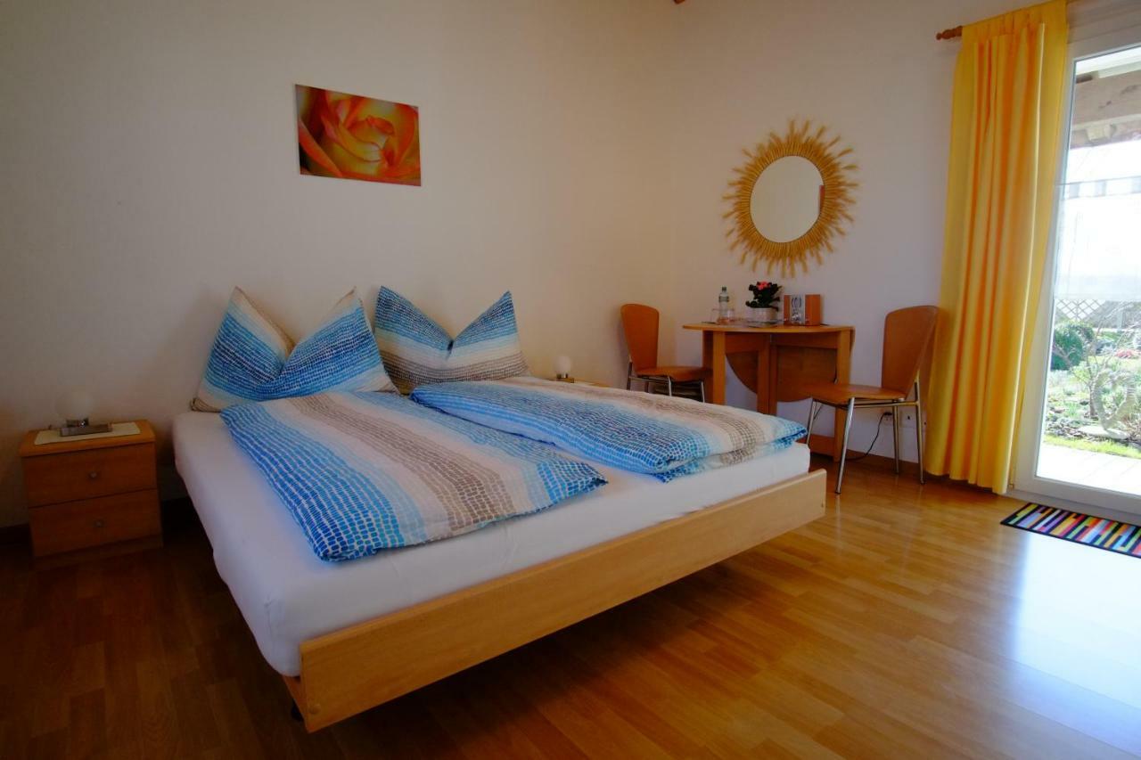 Ferienzimmer Zuelli Erlach Ngoại thất bức ảnh